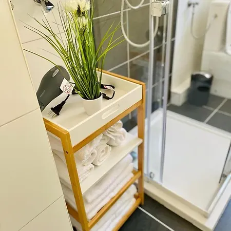 4room-central, Modern Near Mtu-the Catamaran By Lakescape Fewos Appartement