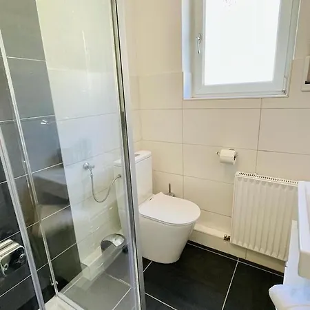 4room-central, Modern Near Mtu-the Catamaran By Lakescape Fewos Apartment