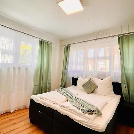 4room-central, Modern Near Mtu-the Catamaran By Lakescape Fewos *